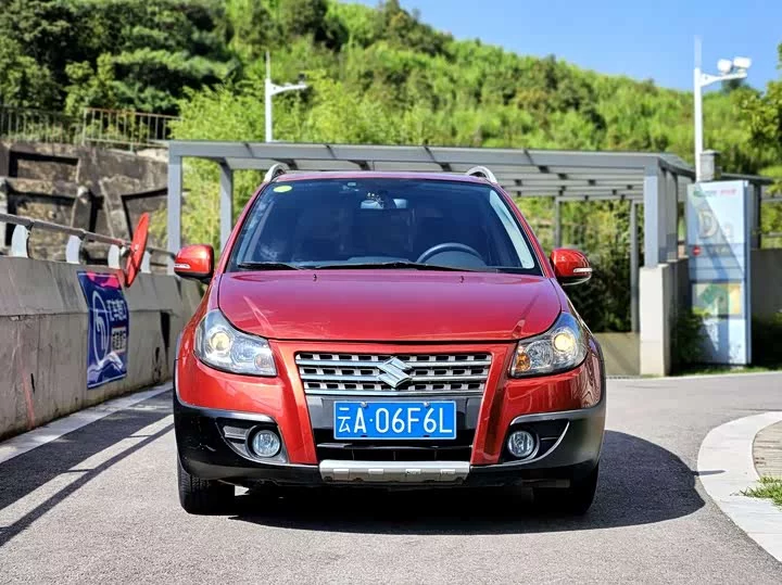Suzuki SX4