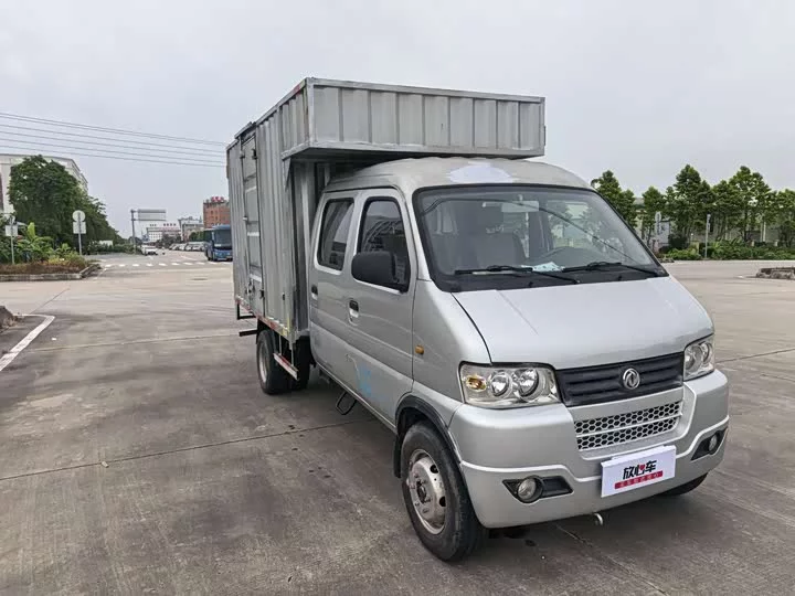 Dongfeng D52