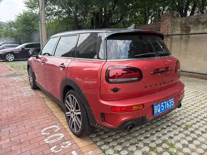 MINI CLUBMAN