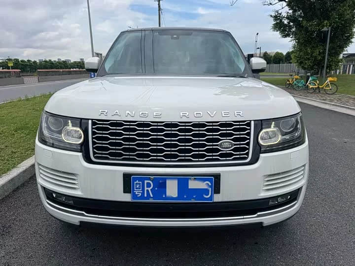 Land Rover range rover