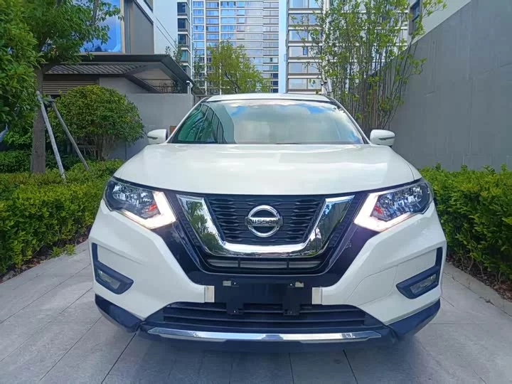 Nissan Qijun