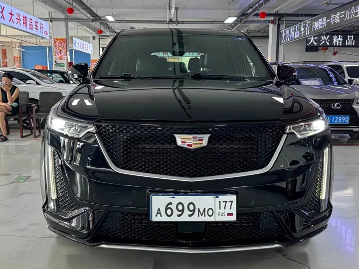 Cadillac XT6