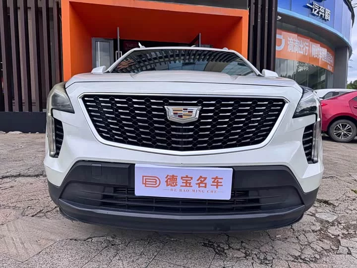 Cadillac XT4