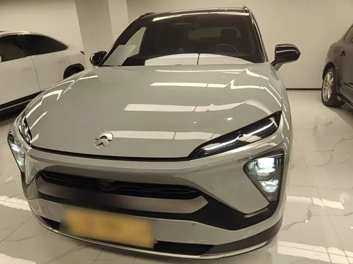 NIO ES6