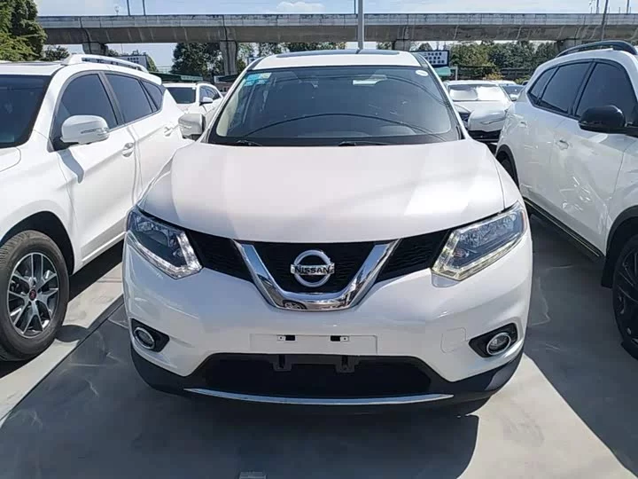 Nissan Qijun