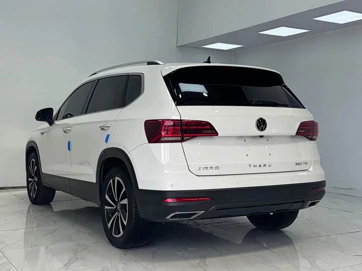 Volkswagen Tharu