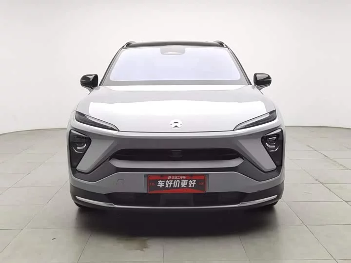NIO ES6