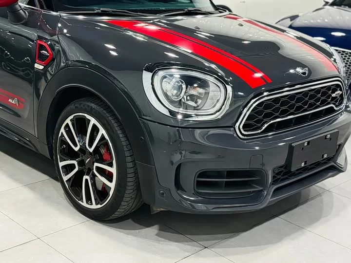 MINI JCW COUNTRYMAN