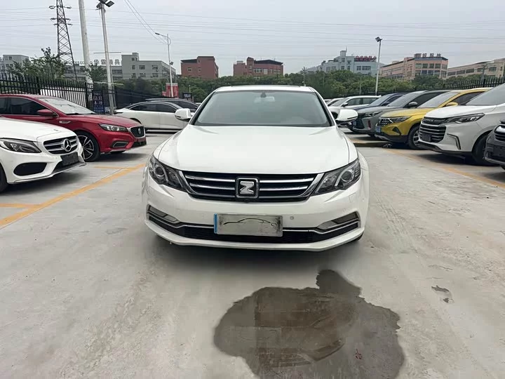 Zotye Z700