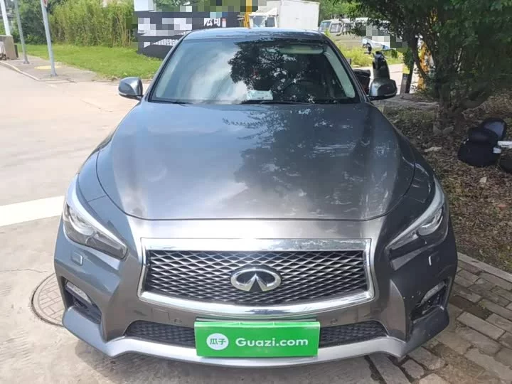 Infiniti Q50L