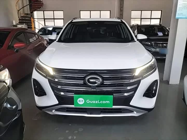 GAC Trumpchi GS4