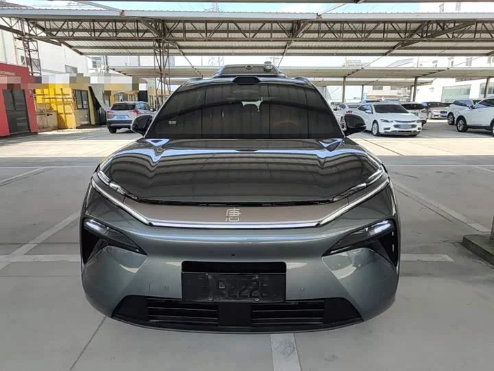 BYD Tang L