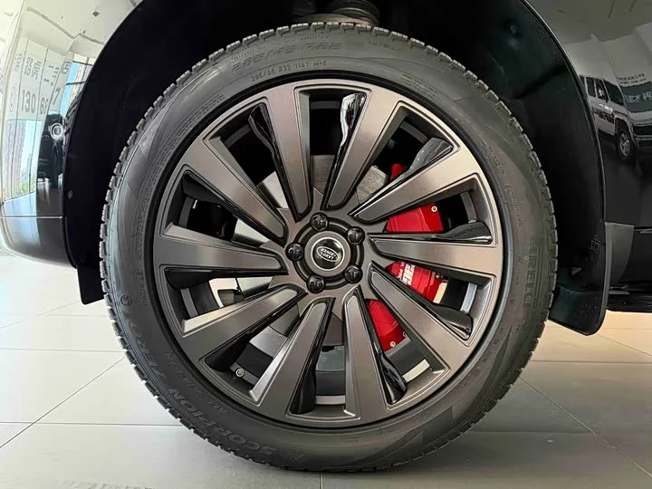 Land Rover range rover