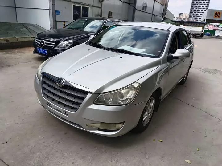 Dongfeng S30