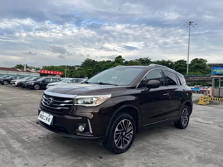 GAC Trumpchi GS4