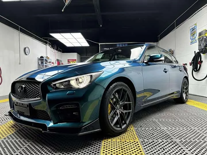 Infiniti Q50L