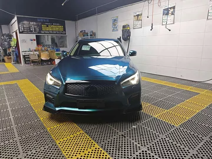 Infiniti Q50L