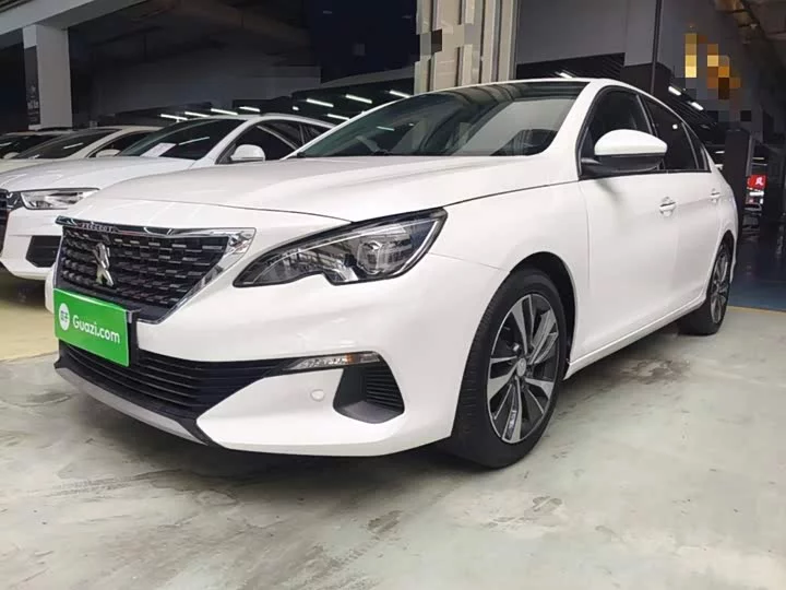 Peugeot 408