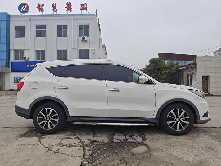 Dongfeng Fengon 580
