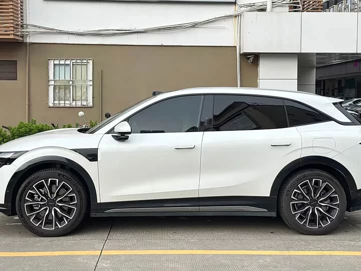 ZEEKR 7X
