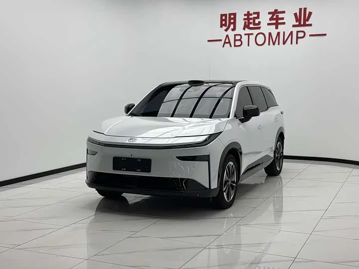 Toyota Bozhi 3X