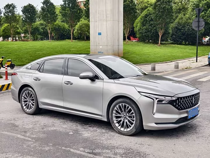 FAW Besturn B70