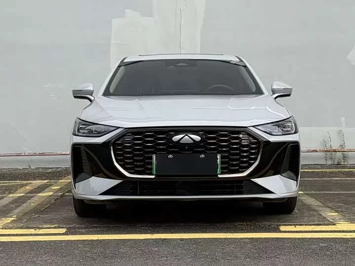 Chery Fengyun A8L
