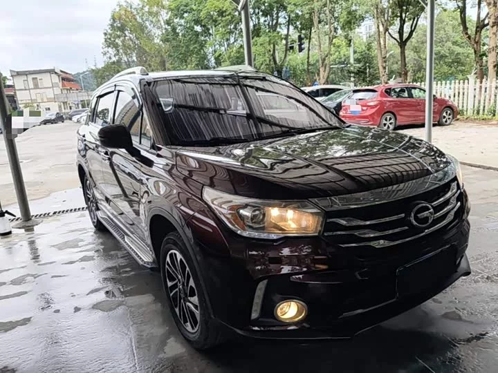 GAC Trumpchi GS4