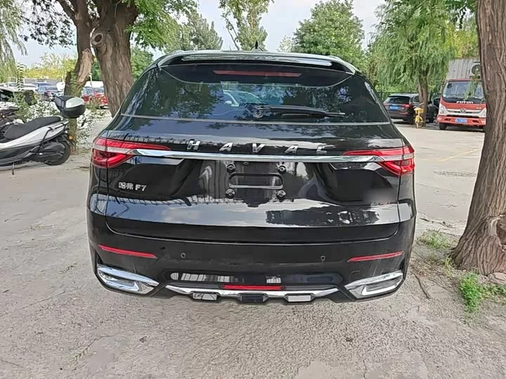 Haval F7