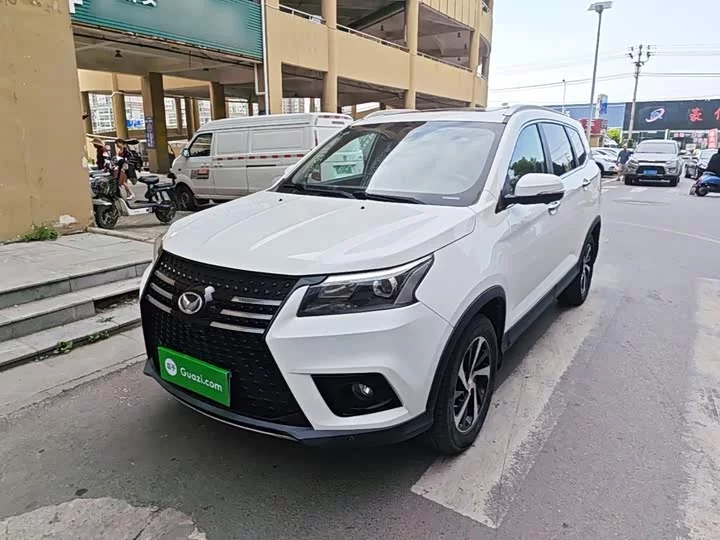 BAIC S7