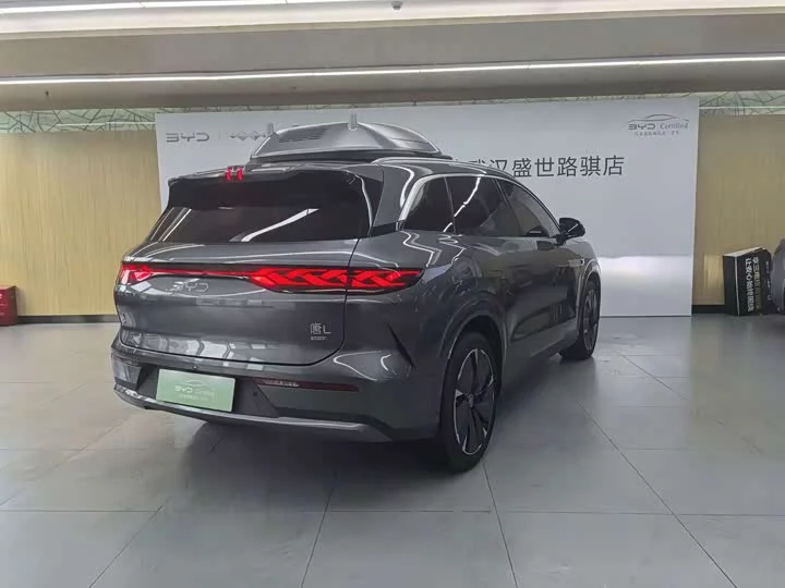 BYD Tang L