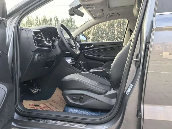 Jetta VS7