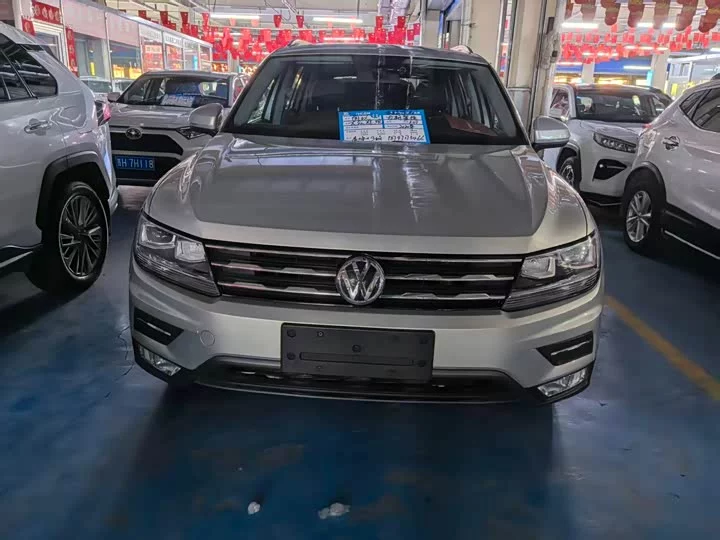 Volkswagen Tiguan L