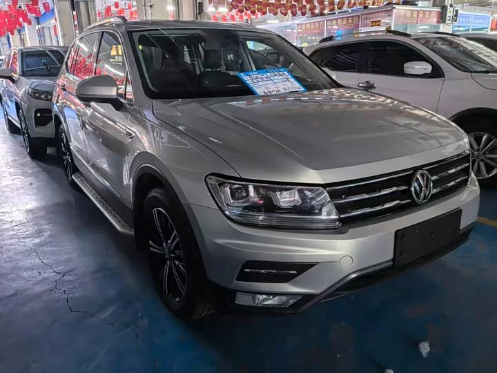 Volkswagen Tiguan L