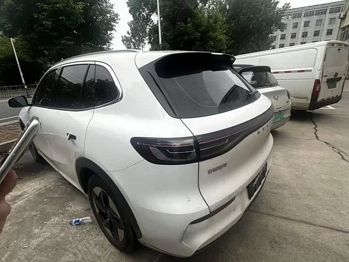 Geely Galaxy E5
