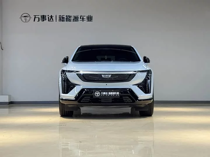 Cadillac IQ Aoge
