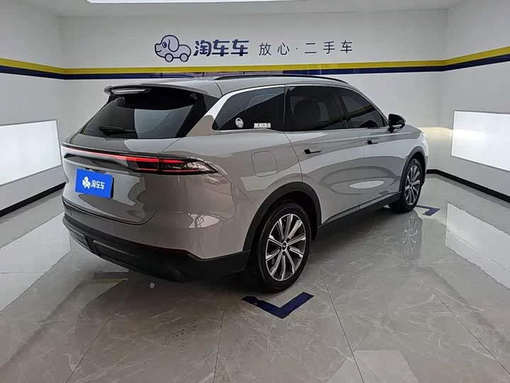 Chery Fengyun T9