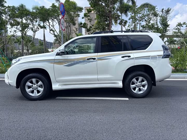 Toyota Prado