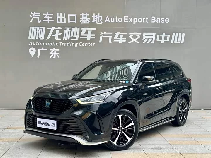 Toyota Crown Kluger