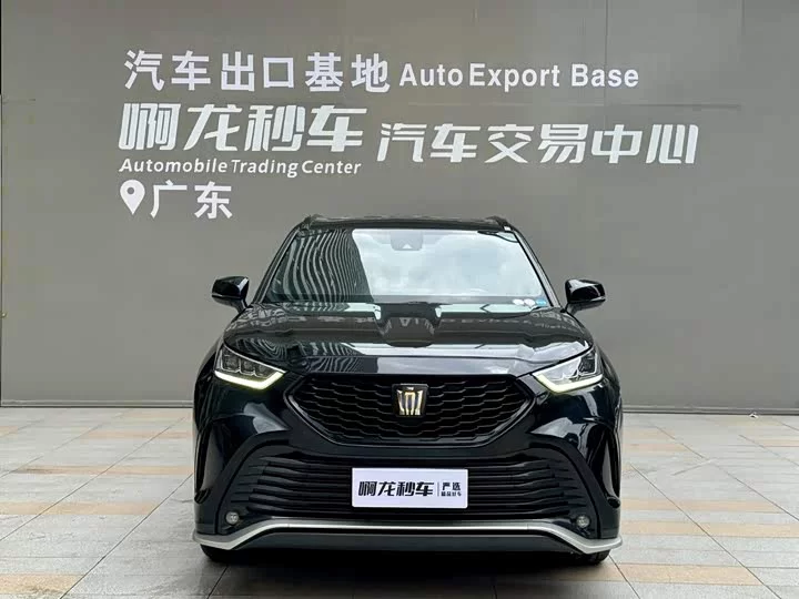 Toyota Crown Kluger