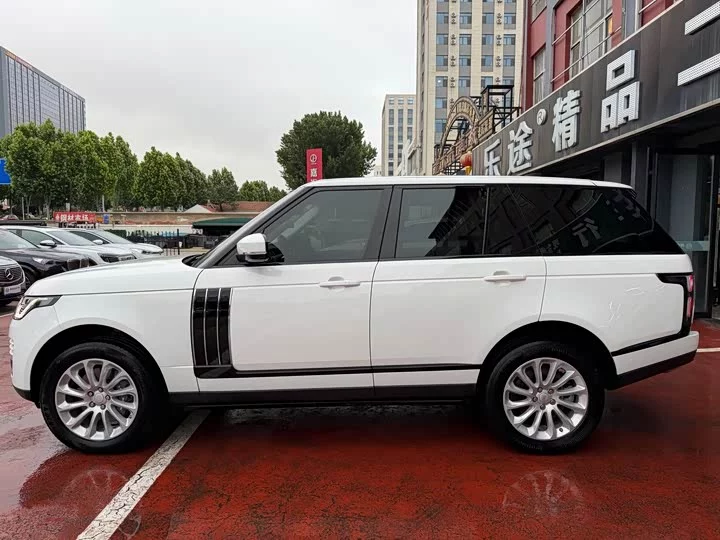Land Rover range rover