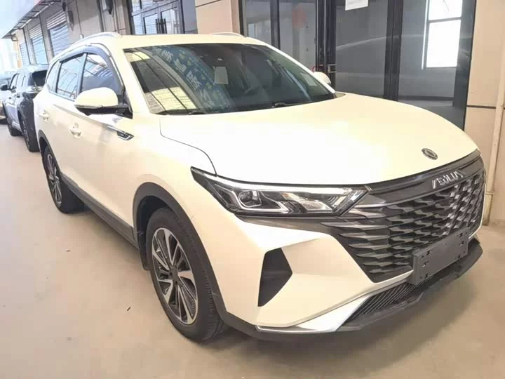 Dongfeng AX7