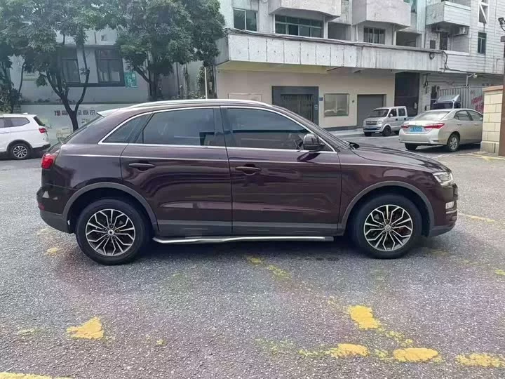 Zotye SR7