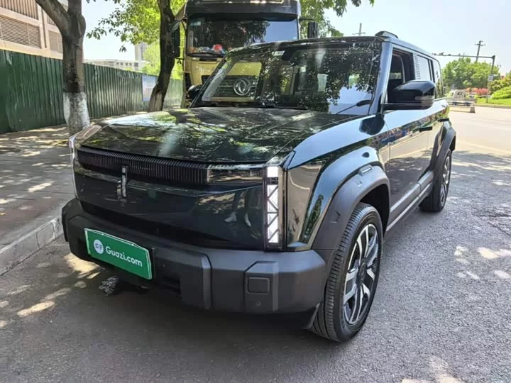 iCAR 03