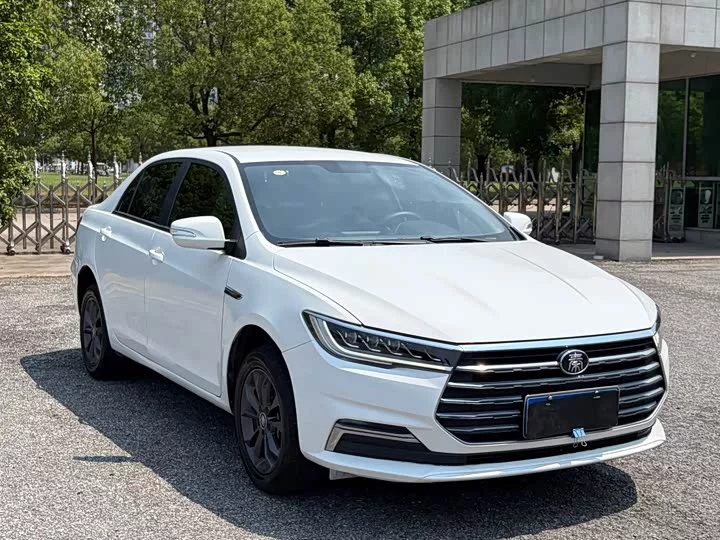 BYD Qin