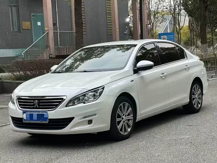 Peugeot 408