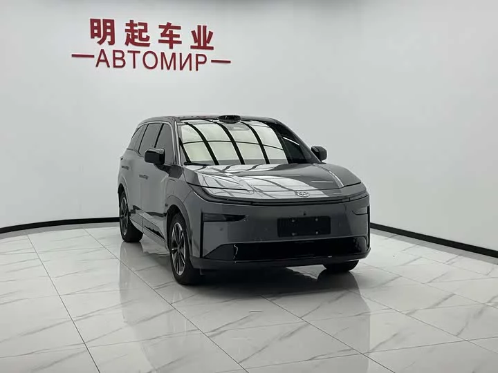 Toyota Bozhi 3X