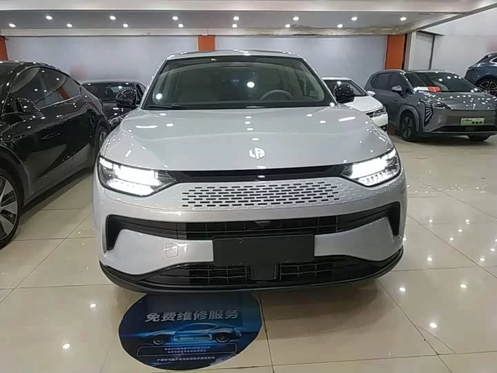 Leapmotor Zero running C11