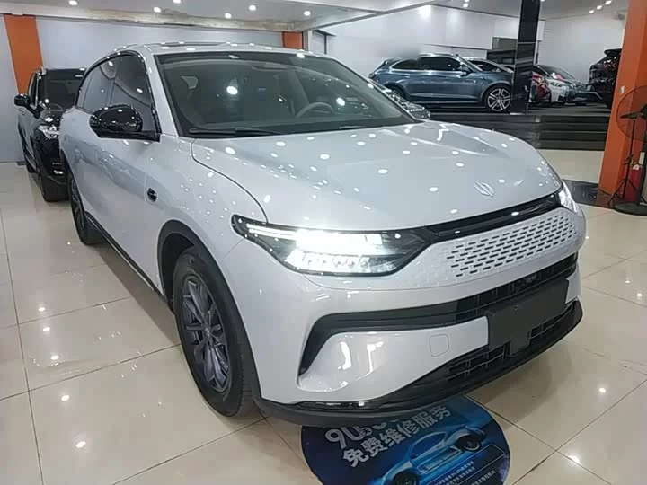 Leapmotor Zero running C11