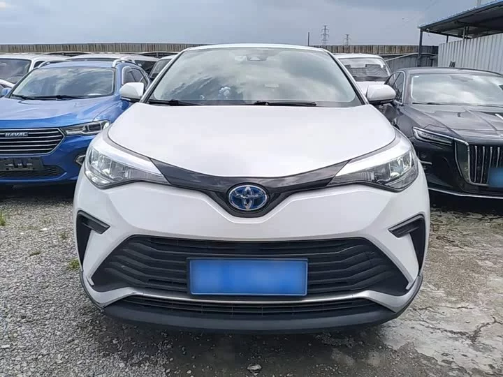 Toyota Yize IZOA